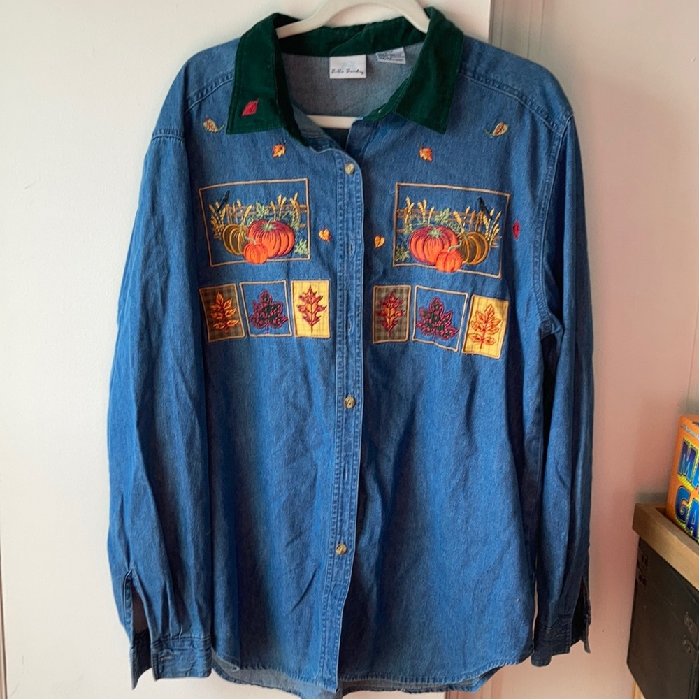 3/$20 Denim Bobbie Brooks button-up